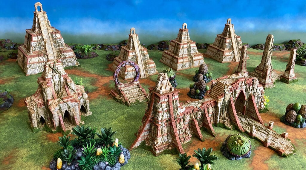 3d printed and painted ancient aliens models