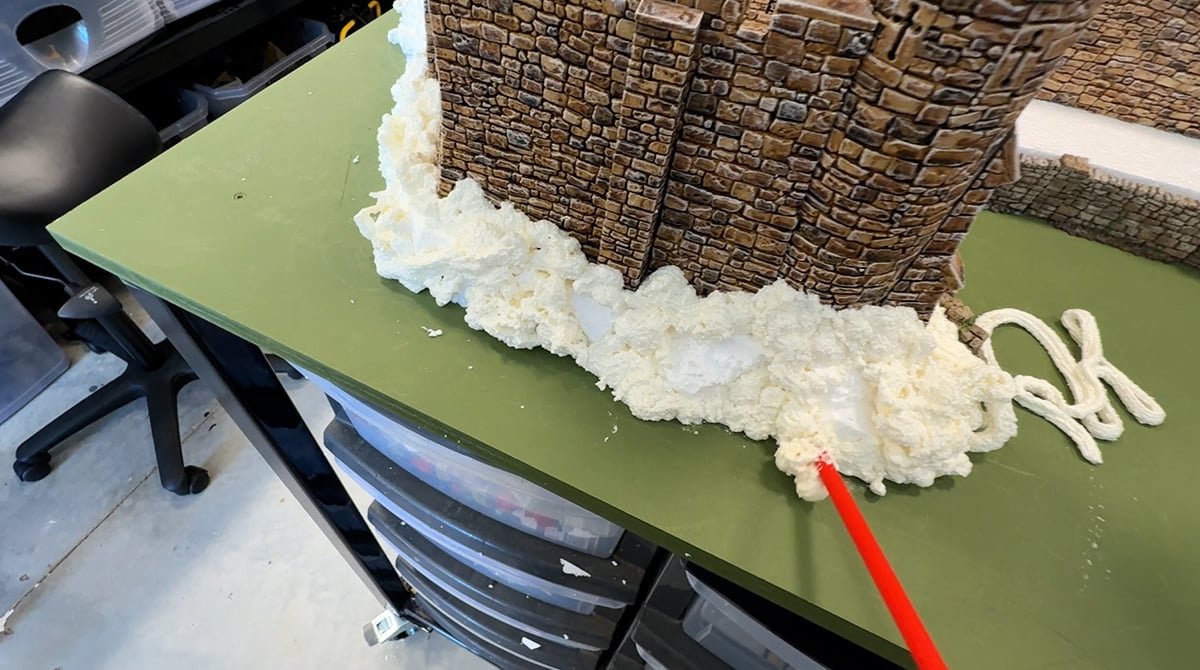 Adding expanding foam for a 3d printed Island Castle