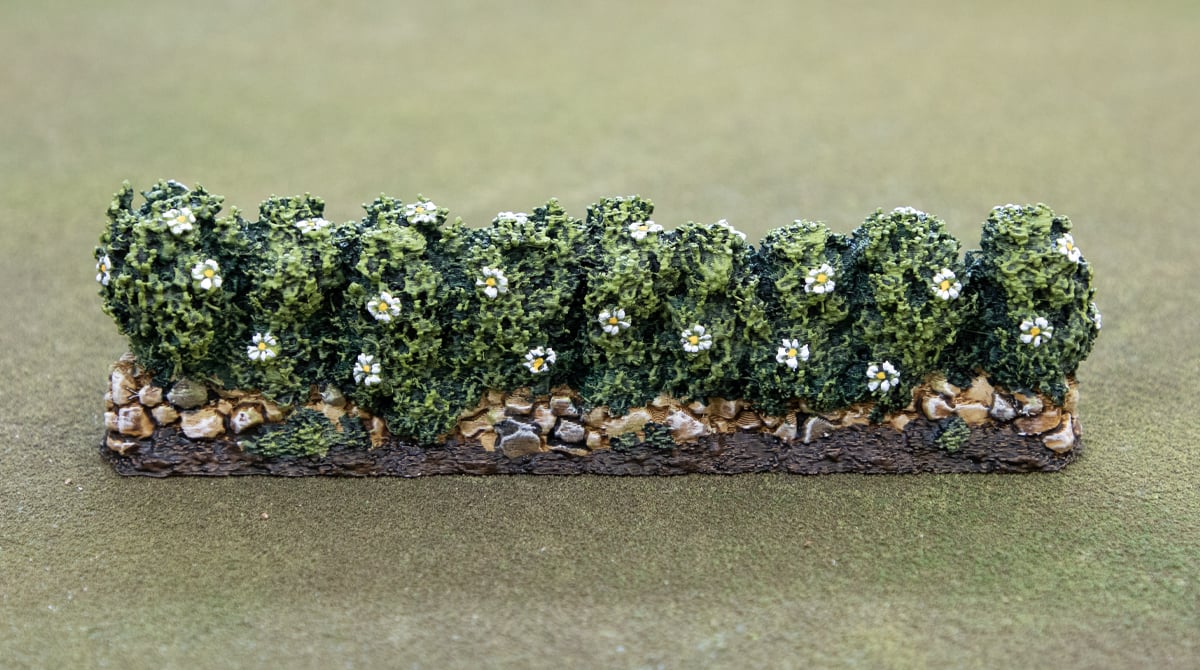 Painting dirt on 3d printable castle hedges