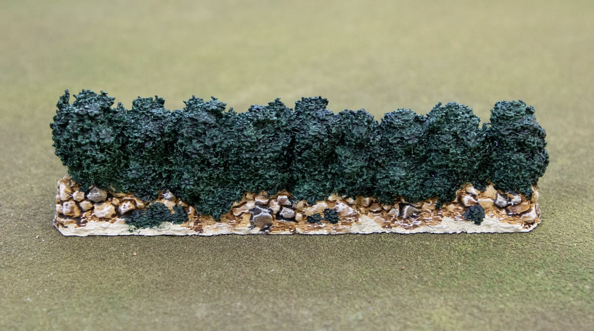 Painting 3d printable castle hedges with green