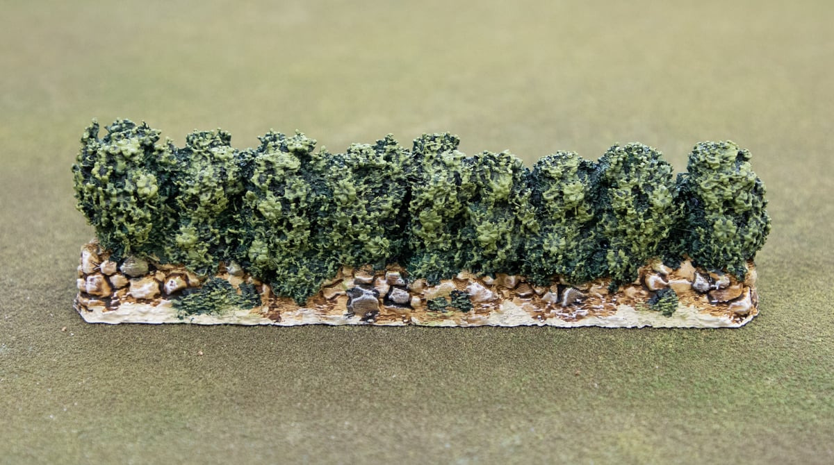 Drybrushing 3d printable castle hedges