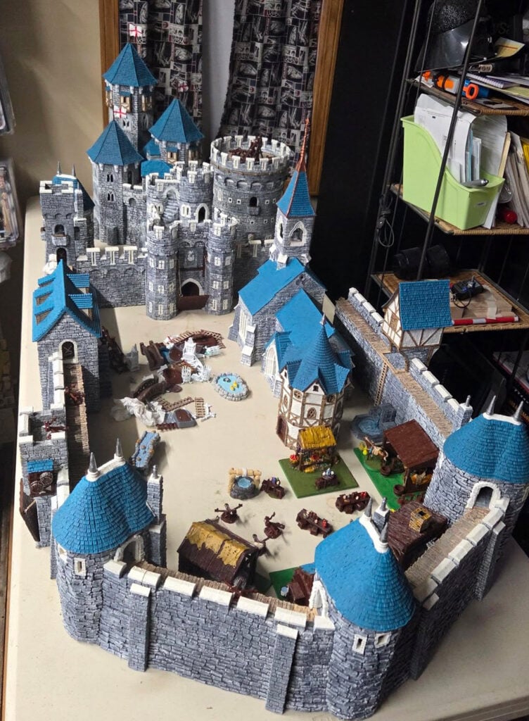3D printed and painted Throne & Ash Castle