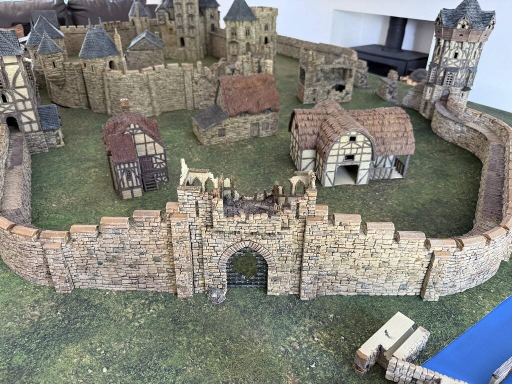 3D printed and painted Throne & Ash Castle