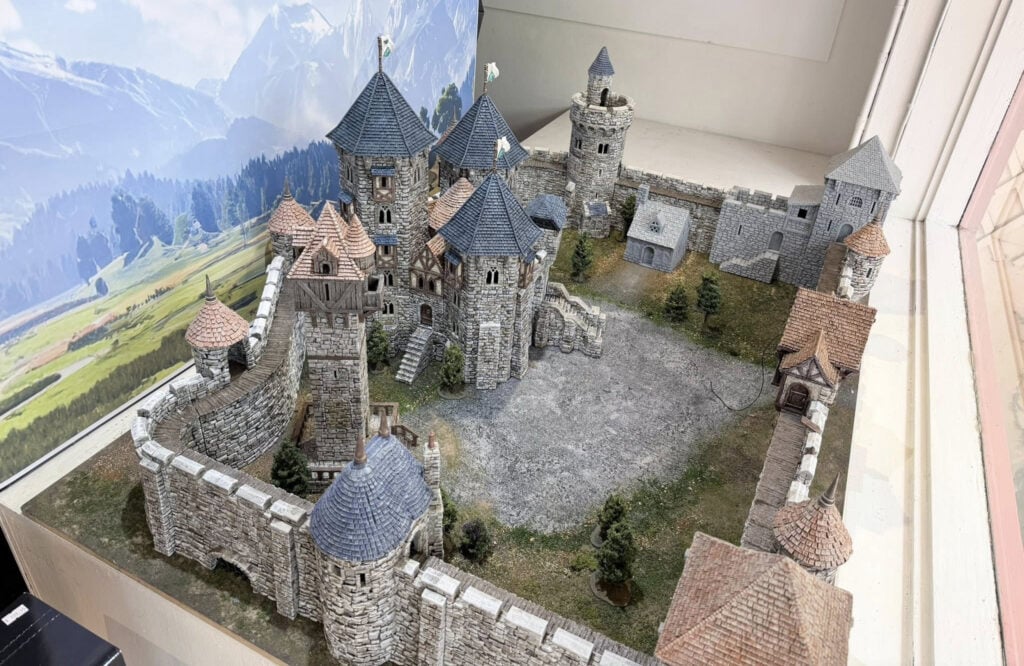 3D printed and painted Throne & Ash Castle