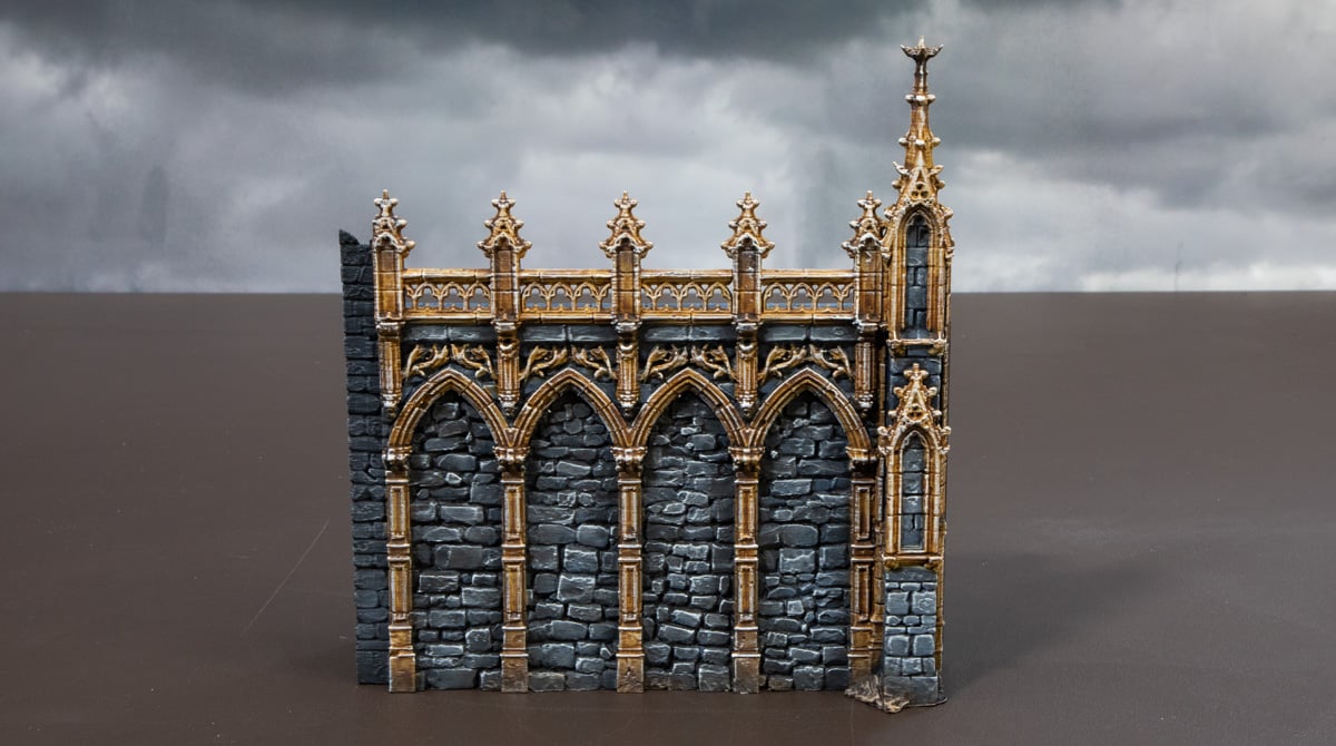 3D printed gothic wall with dirt highlighted