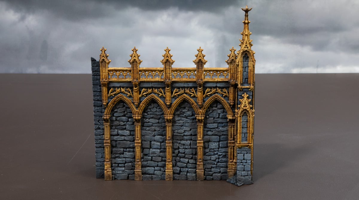 3D printed gothic wall with ratling grime added