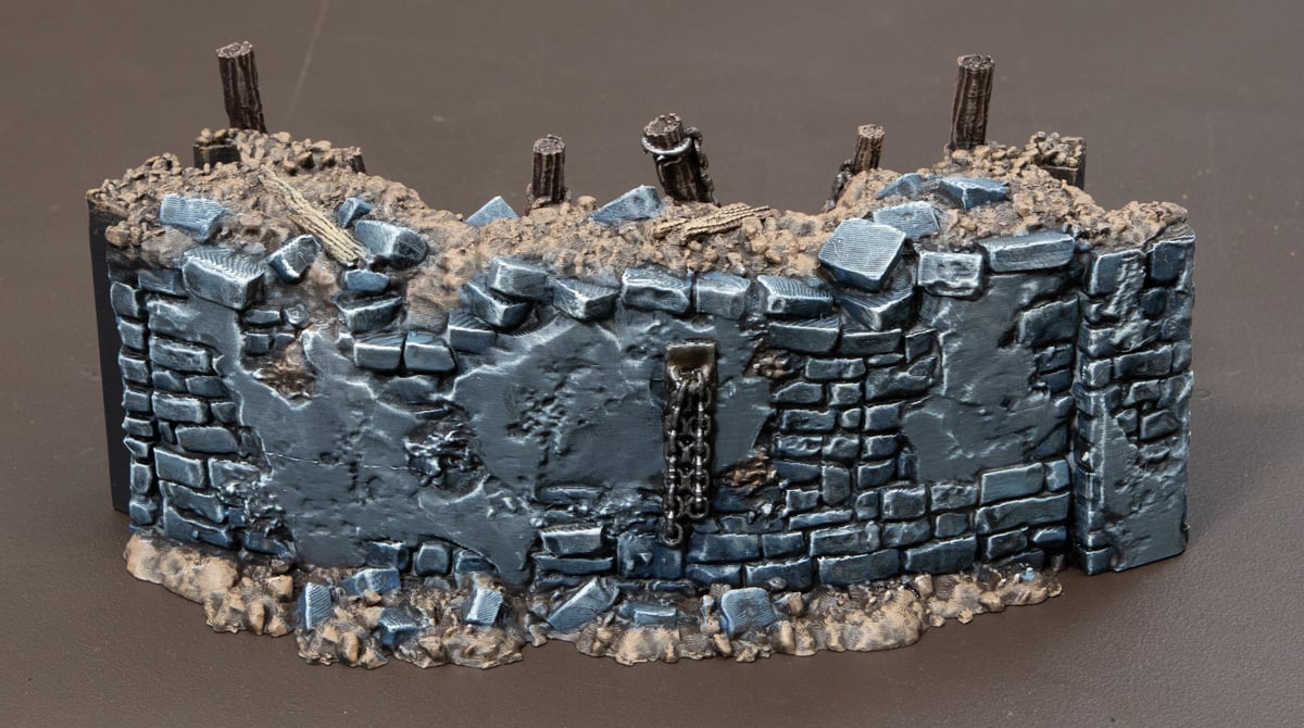 3D printed Trench Wall with chains highlighted with Chainmail